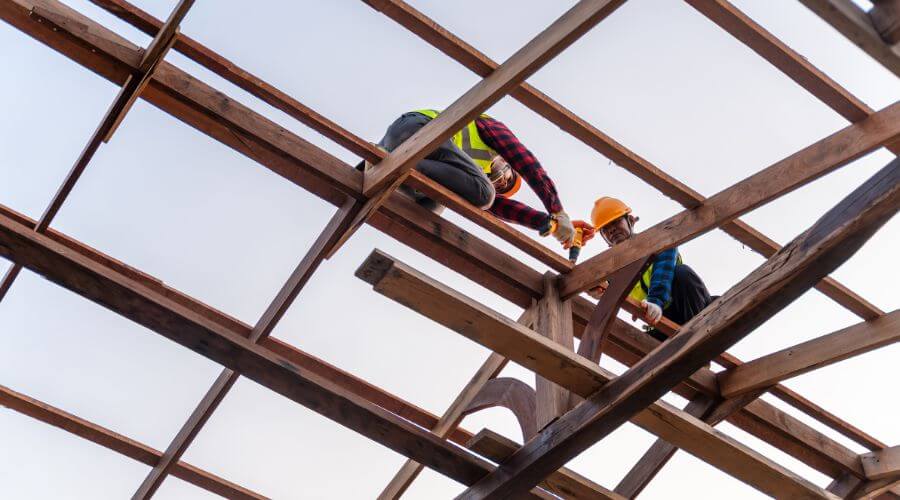 Expert new roof installation services in Gnadenhutten, OH